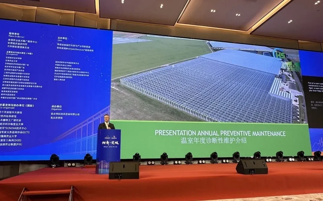 Dutch Expertise in Greenhouse Maintenance Introduced to China via Flexibell